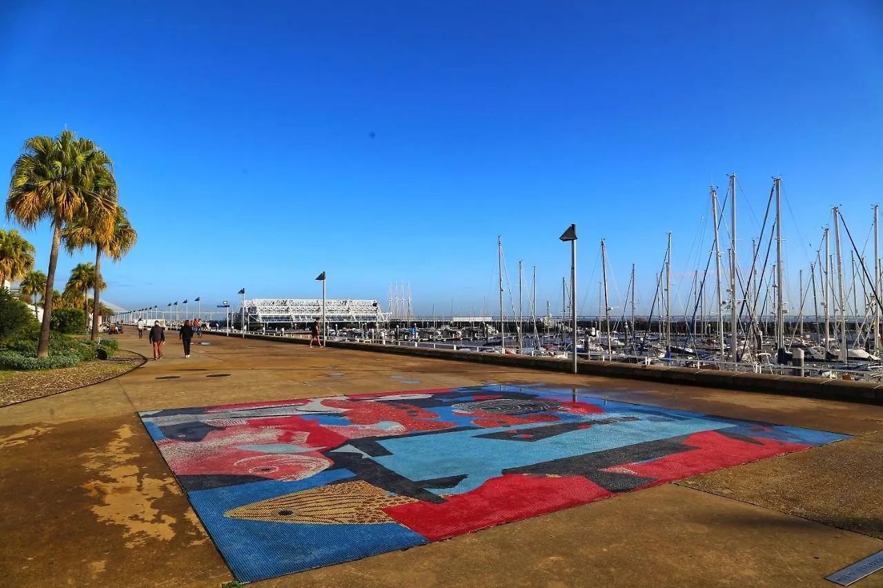 Apartamento Bom Dia Parque Nacoes Lisboax  Lisboa