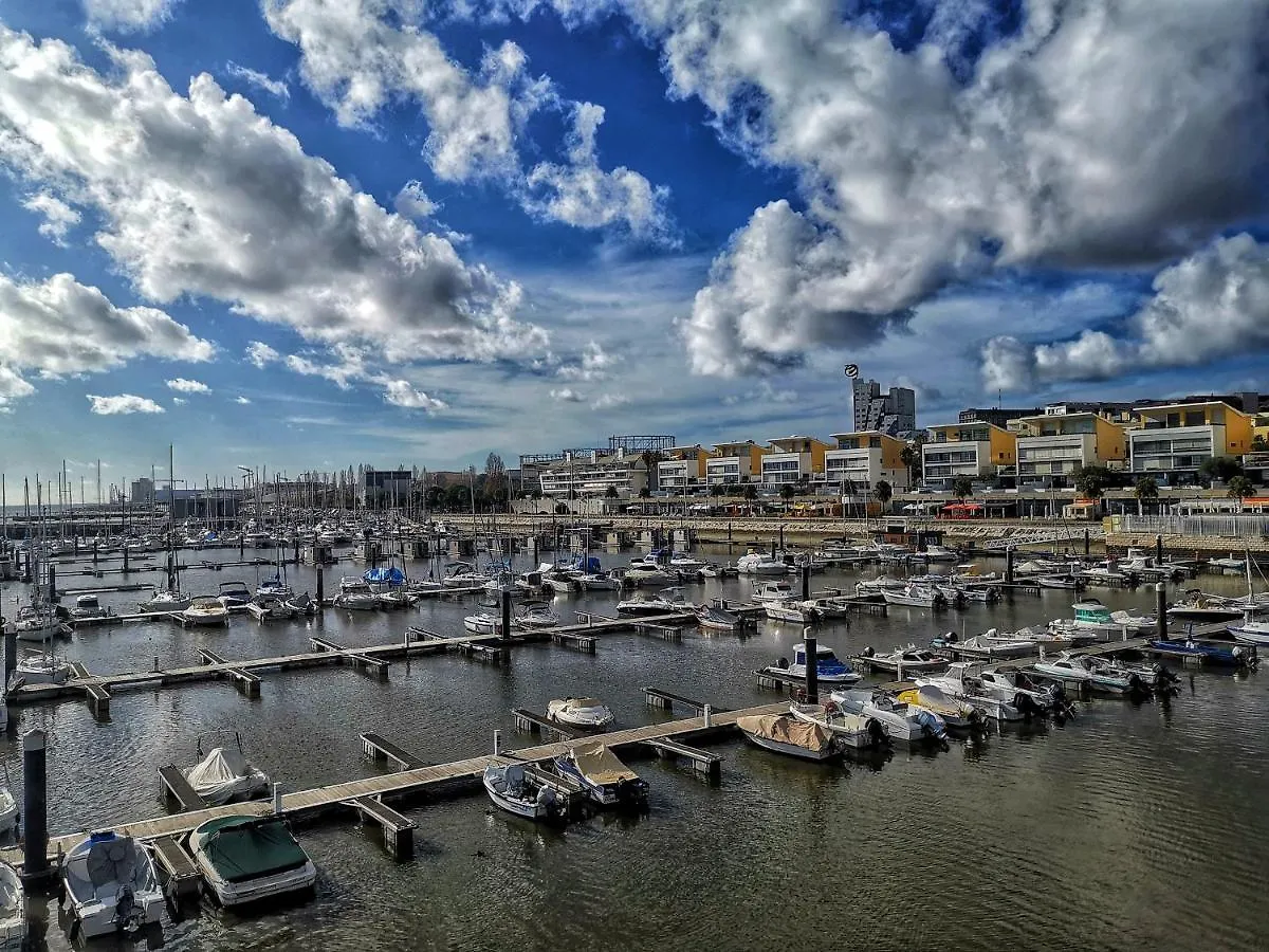 Apartamento Bom Dia Parque Nacoes Lisboax Lisboa